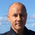 Я Сергей, 48, из Санкт-Петербурга, ищу знакомство для приятного времяпровождения