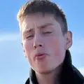 Валера из Ломоносова, ищу на сайте регулярный секс