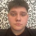 Я Денис, 18, из Могилёва, ищу знакомства без обязательств
