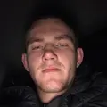 Андрей из Шексны, мне 20, познакомлюсь для секса на одну ночь