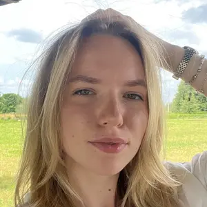 Anna из Вены, мне 25, познакомлюсь для общения