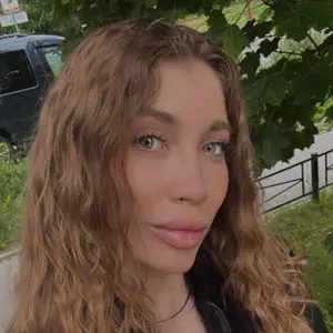 Я Лиза, 27, из Вильнюса, ищу знакомства без обязательств