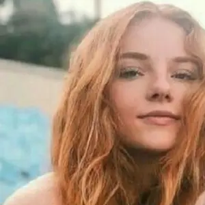 Альбина из Киева, мне 22, познакомлюсь для приятного времяпровождения