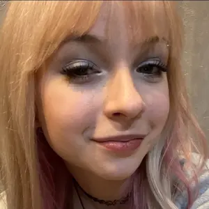 Я Алина, 35, из Энфилд, ищу знакомство для общения