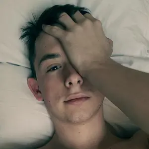 Андрей из Житковичей, мне 19, познакомлюсь для секса на одну ночь