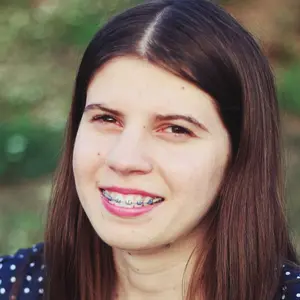 Милана из Новоазовска, ищу на сайте общение