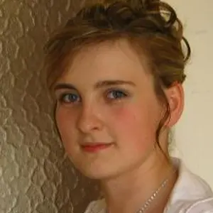 Я Алёна, 24, из Таращи, ищу знакомство для постоянных отношений