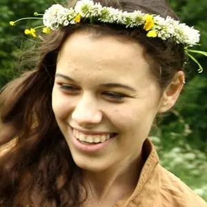 Я Бела, 18, из Кизела, ищу знакомство для общения