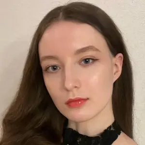 Катя из Вашингтона, ищу на сайте знакомства без обязательств