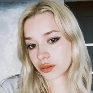 Я Влада, 22, из Киева, ищу знакомство для приятного времяпровождения