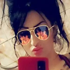 Я Мадина, 33, знакомлюсь на одну ночь в Амстердаме