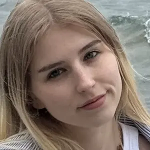 Yana из Тулы, ищу на сайте общение