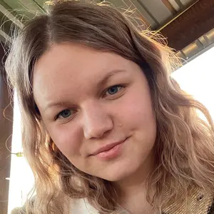 Я Марина, 24, из Слободского, ищу знакомство для приятного времяпровождения