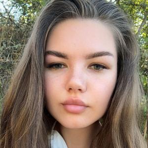 Я Алена, 23, из Киева, ищу знакомство для общения