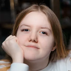 Анастасия из Борисова, мне 20, познакомлюсь без обязательств