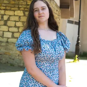 Я Яна, 20, знакомлюсь для общения в Черновцах