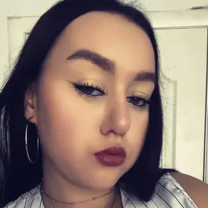 Я Лера, 19, знакомлюсь без обязательств в Одессе