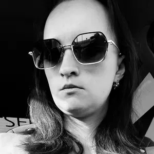 Елизавета из Коврова, мне 27, познакомлюсь для приятного времяпровождения