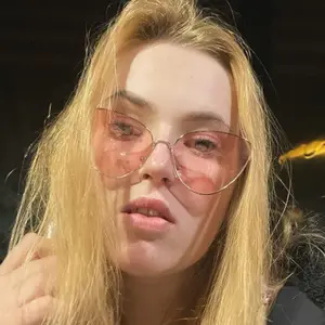 Я Анастасія, 20, знакомлюсь для виртуального секса в Киеве