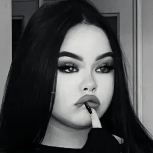 Я Настя, 18, из Рыбинска, ищу знакомство для открытые отношения