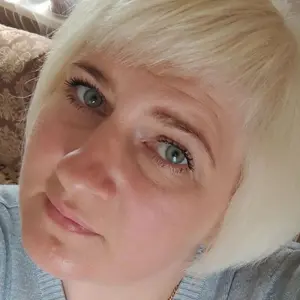 Наталия из Минска, ищу на сайте постоянные отношения