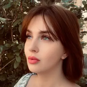 Я Карина, 25, знакомлюсь для без обязательств в Москве