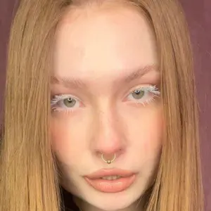 Ариша из Бердянска, ищу на сайте общение