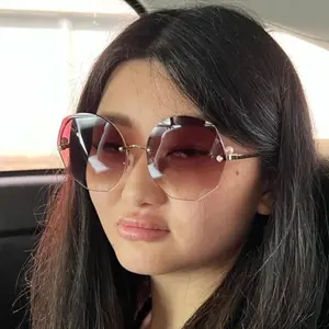 Я Лена, 23, знакомлюсь для общения в Владивостоке