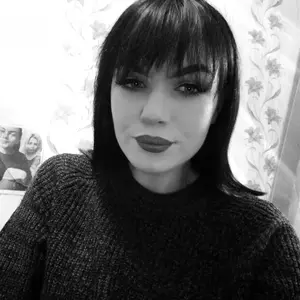 Я Виола, 21, из Молодечно, ищу знакомство для приятного времяпровождения