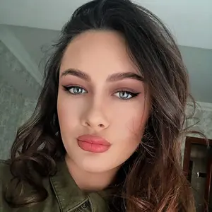 Анастасия из Вознесенска, мне 25, познакомлюсь на одну ночь