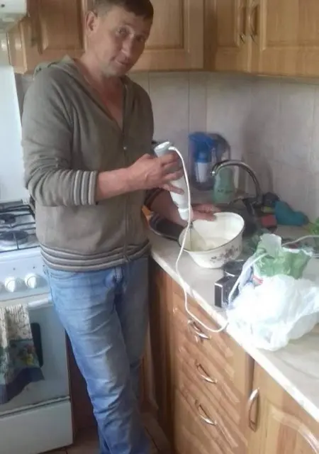 Я Ігор, 47, из Попельни, ищу знакомства без обязательств