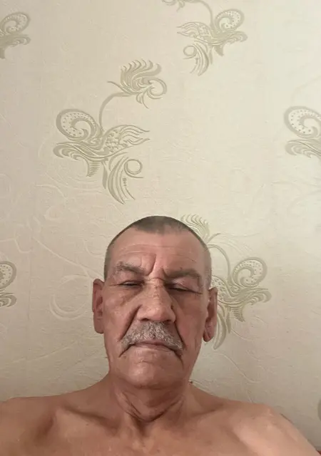 Я Александр, 63, из Астаны, ищу знакомство для общения