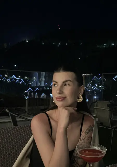 Lia из Киева, мне 25, познакомлюсь на одну ночь