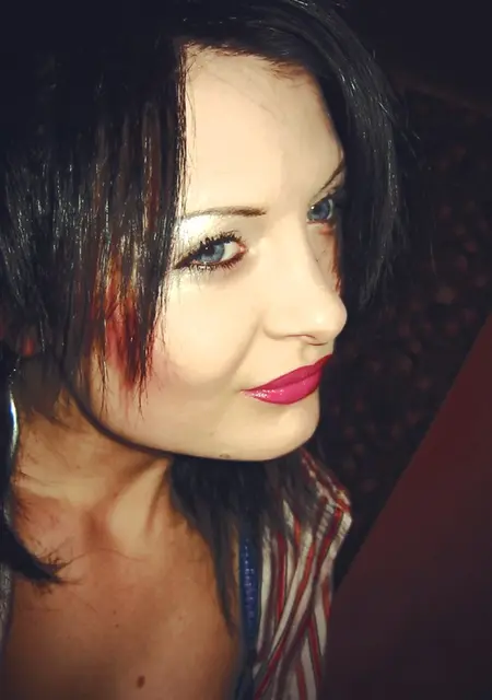 Я Кристина, 30, из Лунинца, ищу знакомство для дружбы