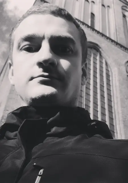 Nikolai из Глухівших, ищу на сайте знакомства на одну ночь