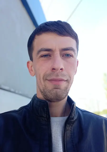 Я Жека, 34, знакомлюсь на одну ночь в Макеевке