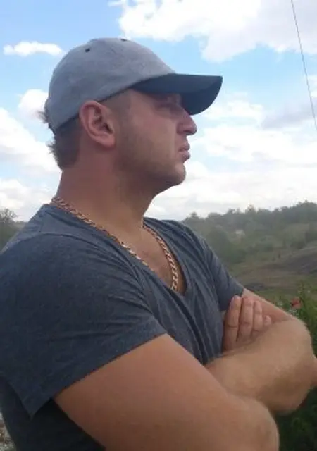 Я Дима, 46, из Северодонецка, ищу знакомства на одну ночь