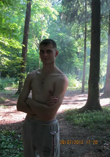 Ваня из Козловщины, мне 34, познакомлюсь на одну ночь