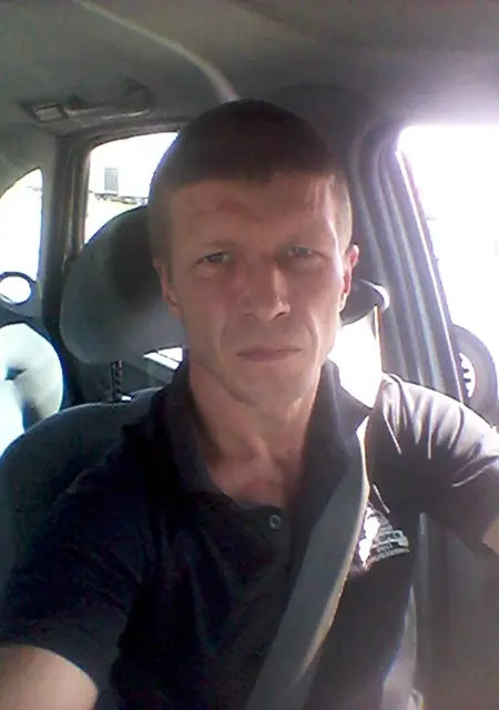 Александр из Вилейки, мне 47, познакомлюсь без обязательств