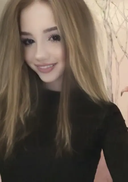Я Anna, 18, из Тлумача, ищу знакомство для вирта