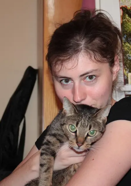 Я Аврора, 27, из Выгоды, ищу знакомство для постоянных отношений