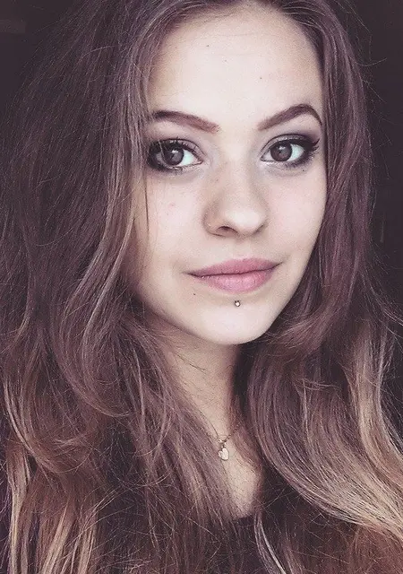 Я Ангелина, 21 років, знайомлюсь для спілкування у Кропивницький