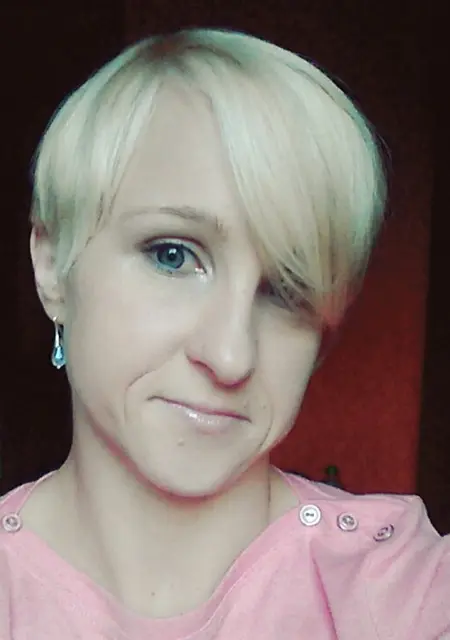 Я Белла, 24 років з Чернівців, шукаю знайомство для спілкування