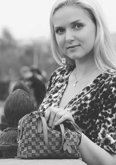 Жанна из Давид-Городка, мне 27, познакомлюсь для дружбы