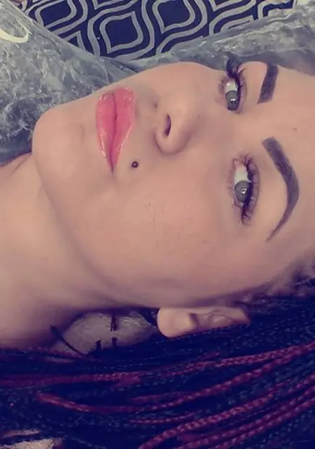 Лилия из Шарковщины, мне 22, познакомлюсь для дружбы