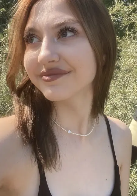 Алла из Вашингтона, ищу на сайте знакомства без обязательств