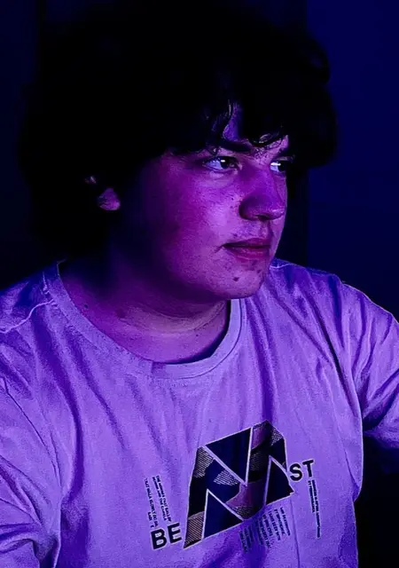 Я Даниил, 19, из Барановичей, ищу знакомства без обязательств
