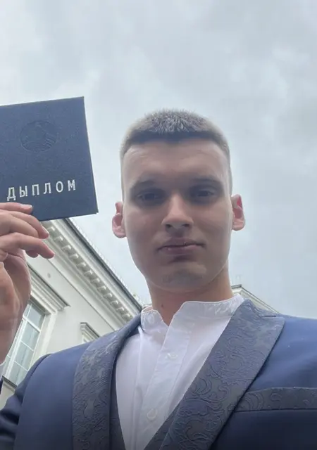 Дмитрий из Гомеля, мне 23, познакомлюсь для общения