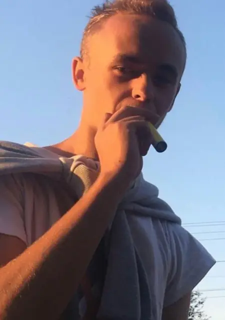 Vlad из Харькова, ищу на сайте дружбу