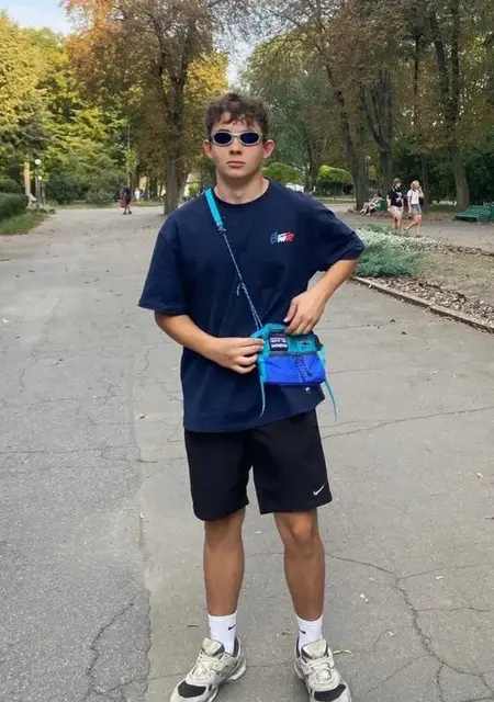 Я Максим, 25, знакомлюсь без обязательств в Виннице